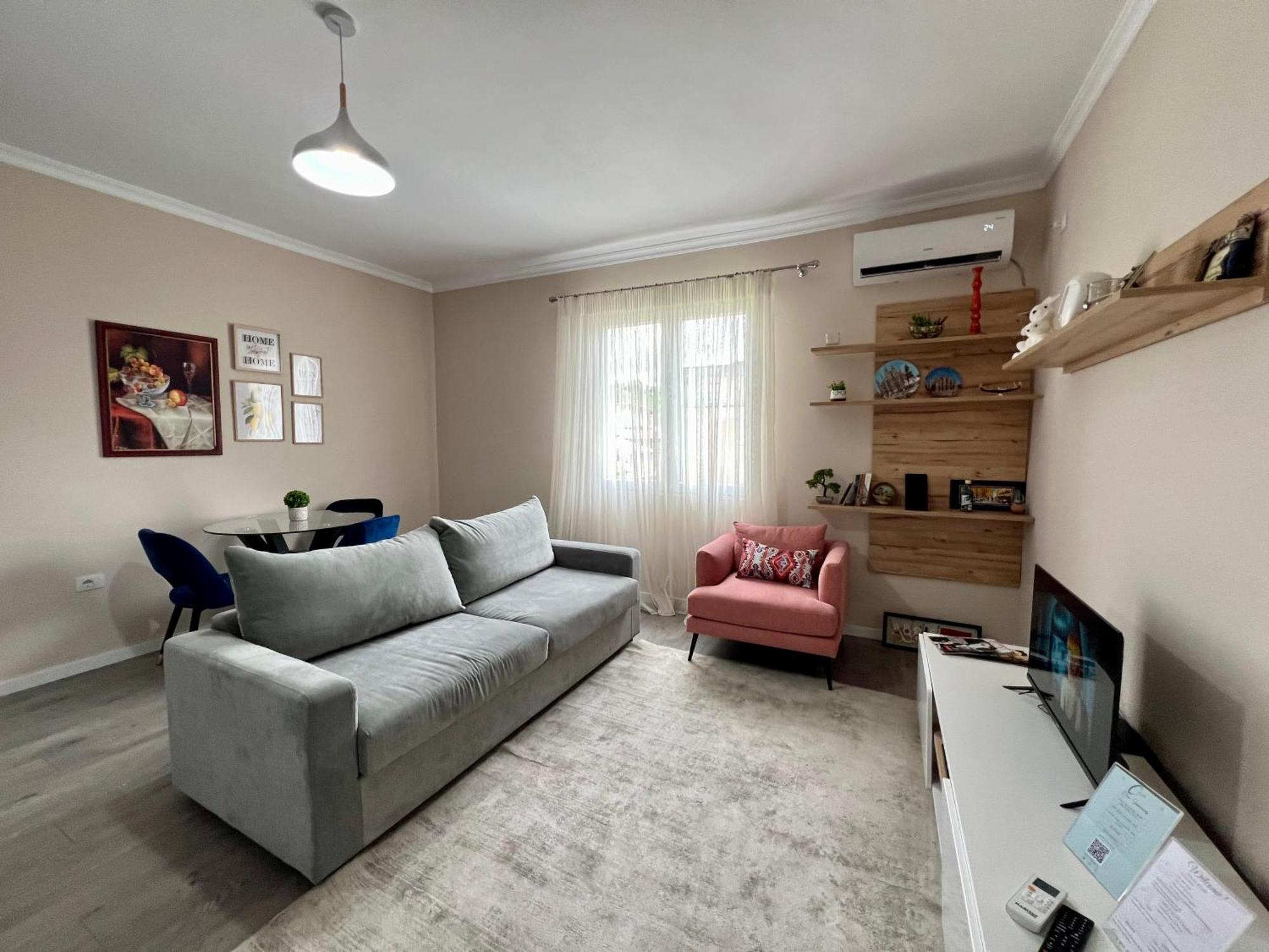Cozy Flat Near Air Albania Stadium 1 Тирана Экстерьер фото