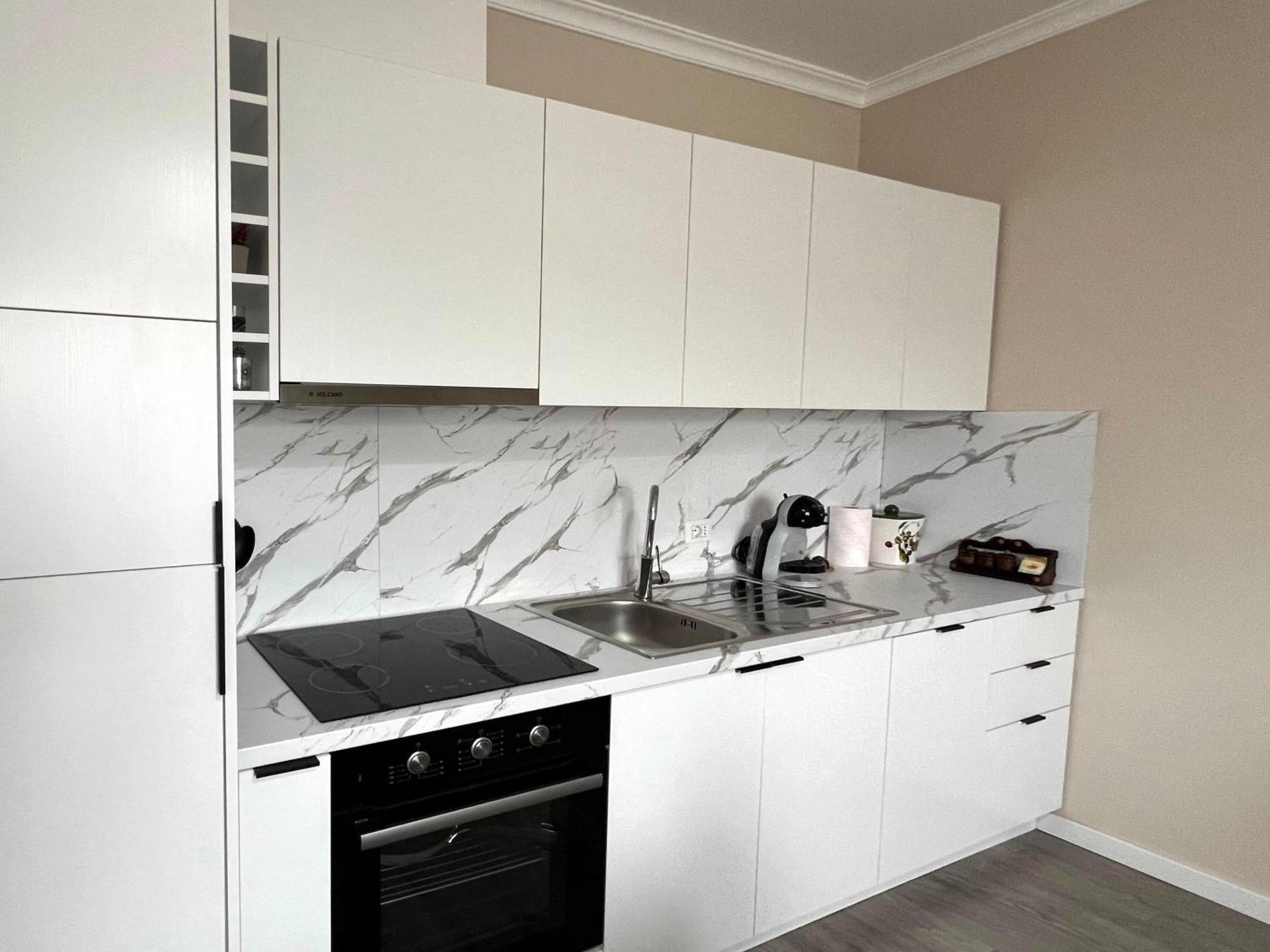 Cozy Flat Near Air Albania Stadium 1 Тирана Экстерьер фото
