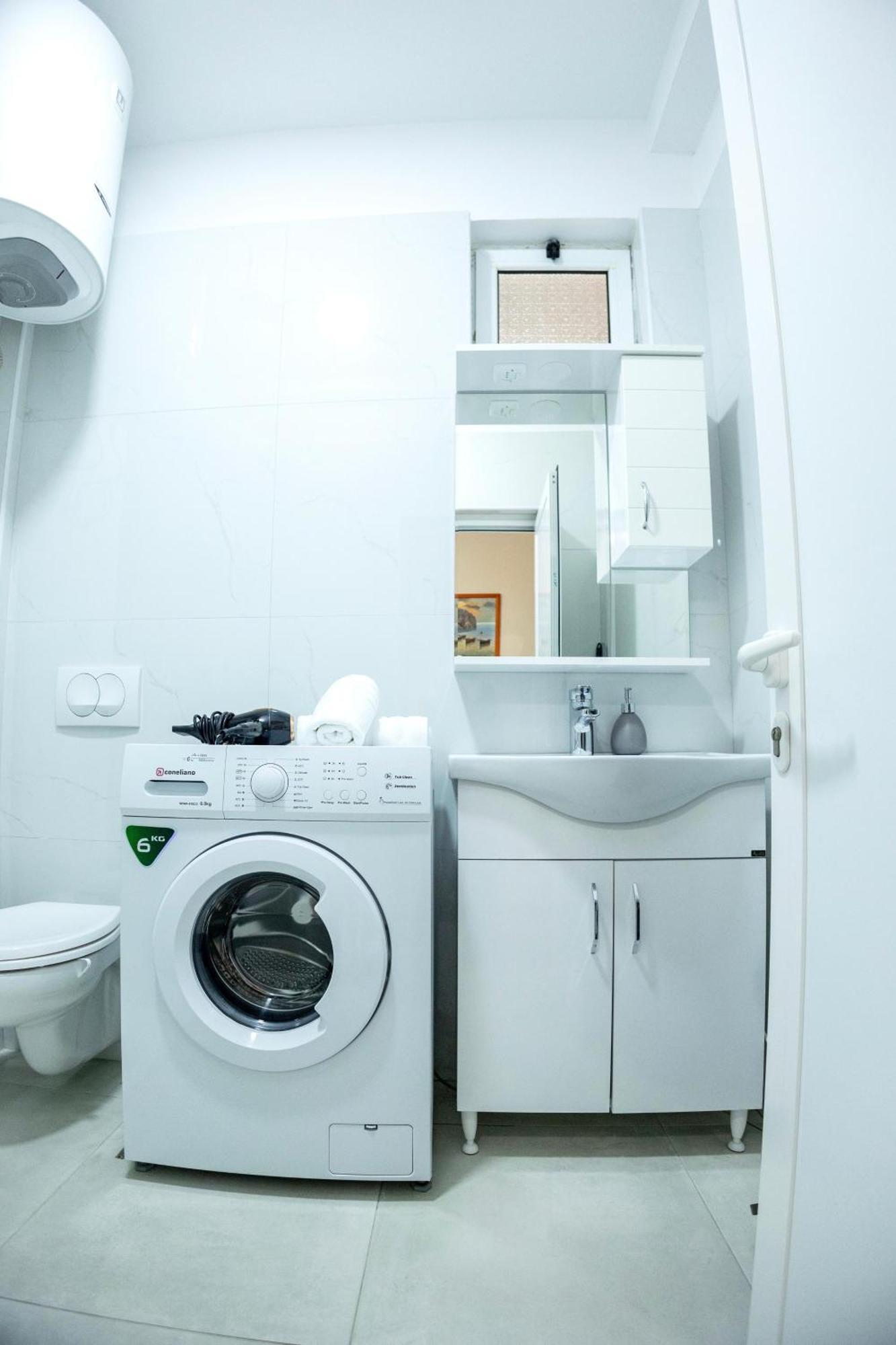 Cozy Flat Near Air Albania Stadium 1 Тирана Экстерьер фото