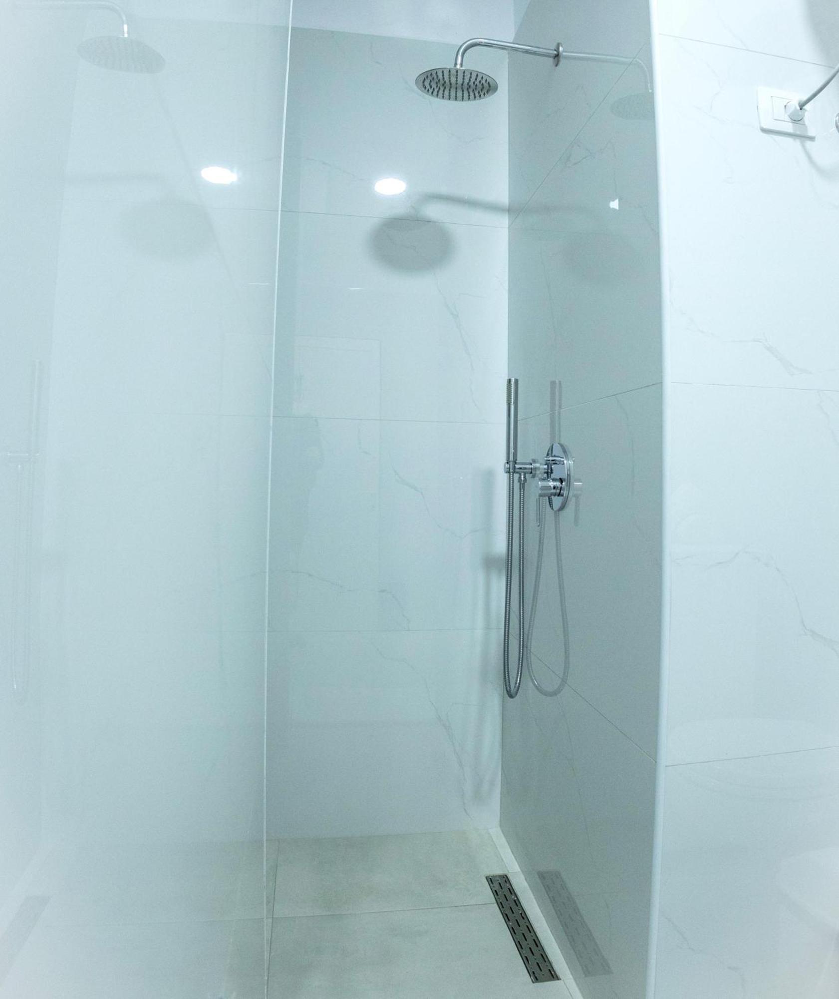 Cozy Flat Near Air Albania Stadium 1 Тирана Экстерьер фото