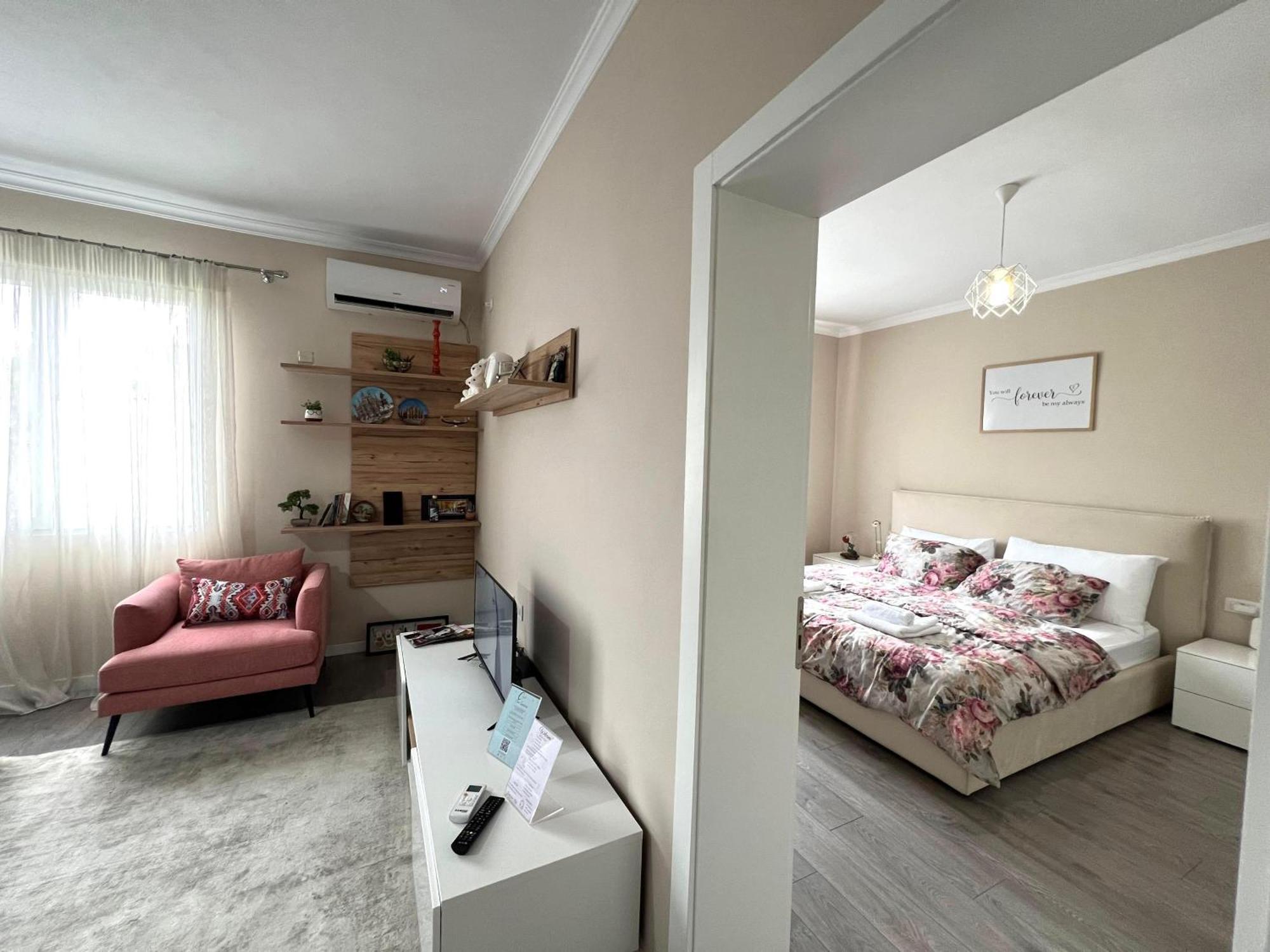 Cozy Flat Near Air Albania Stadium 1 Тирана Экстерьер фото